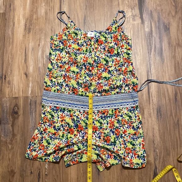 Cabi Fiesta Strappy Floral Romper Coverall Shorts Multi Color Medium - Picture 11 of 12